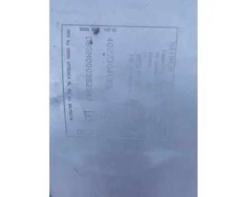 INTERNATIONAL LT FUEL TANK