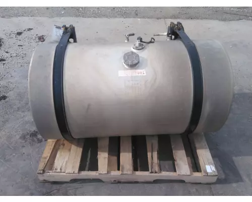 INTERNATIONAL LT FUEL TANK