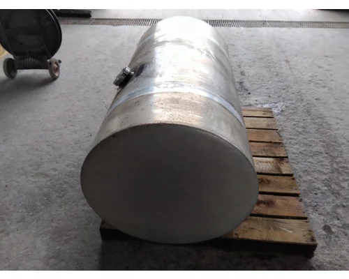 INTERNATIONAL LT FUEL TANK