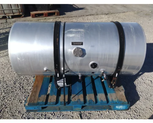 INTERNATIONAL LT FUEL TANK
