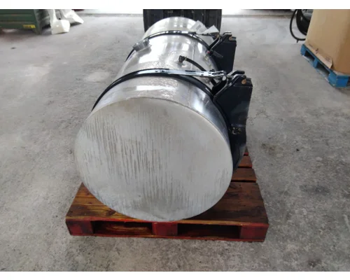 INTERNATIONAL LT FUEL TANK