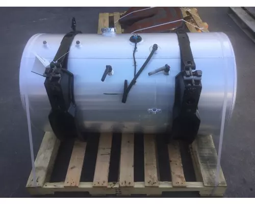 INTERNATIONAL LT FUEL TANK