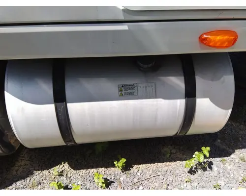 INTERNATIONAL LT FUEL TANK