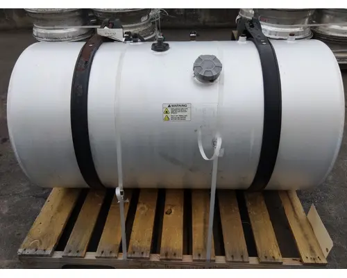 INTERNATIONAL LT FUEL TANK
