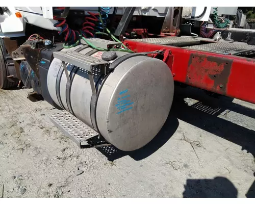 INTERNATIONAL LT FUEL TANK