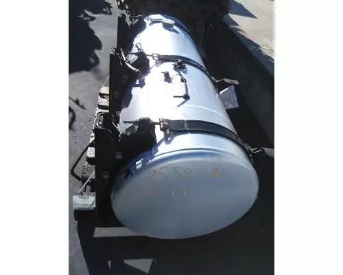 INTERNATIONAL LT FUEL TANK