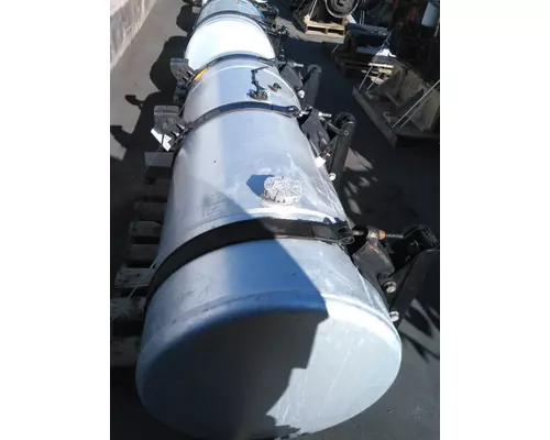 INTERNATIONAL LT FUEL TANK