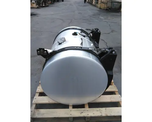 INTERNATIONAL LT FUEL TANK