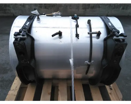 INTERNATIONAL LT FUEL TANK