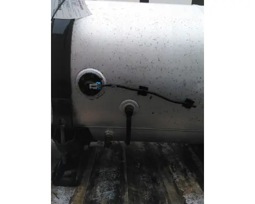 INTERNATIONAL LT FUEL TANK