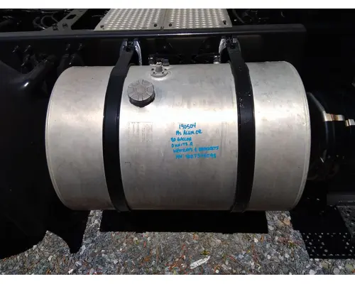 INTERNATIONAL LT FUEL TANK