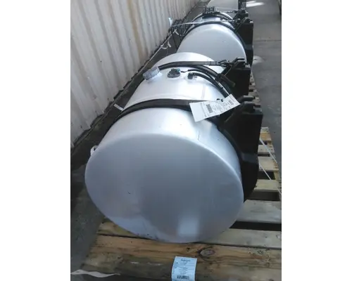 INTERNATIONAL LT FUEL TANK