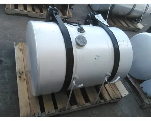 INTERNATIONAL LT FUEL TANK