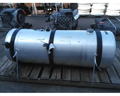 INTERNATIONAL LT FUEL TANK