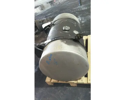 INTERNATIONAL LT FUEL TANK
