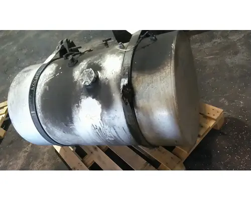 INTERNATIONAL LT FUEL TANK