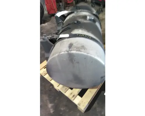 INTERNATIONAL LT FUEL TANK