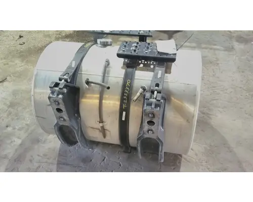 INTERNATIONAL LT FUEL TANK
