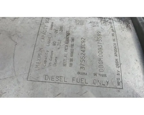 INTERNATIONAL LT FUEL TANK