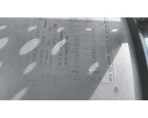 INTERNATIONAL LT FUEL TANK