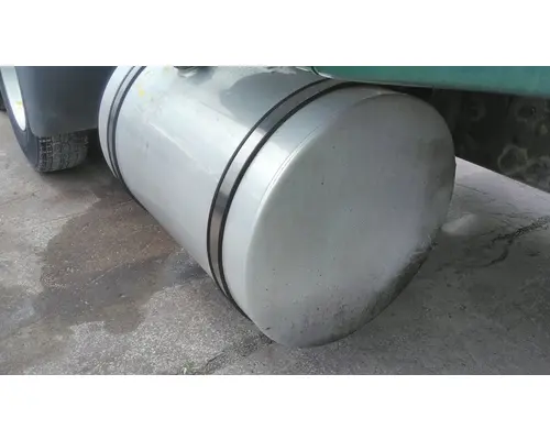 INTERNATIONAL LT FUEL TANK