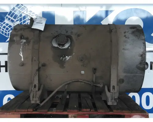INTERNATIONAL LT FUEL TANK
