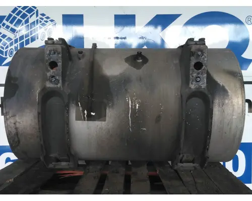 INTERNATIONAL LT FUEL TANK