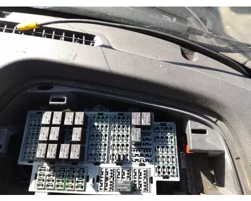 INTERNATIONAL LT FUSE BOX