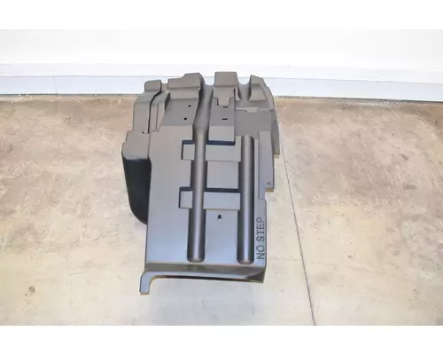 INTERNATIONAL LT Fender Extension