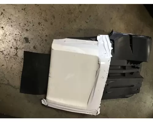INTERNATIONAL LT Fender Extension