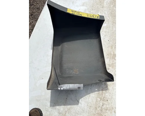 INTERNATIONAL LT Fender Extension