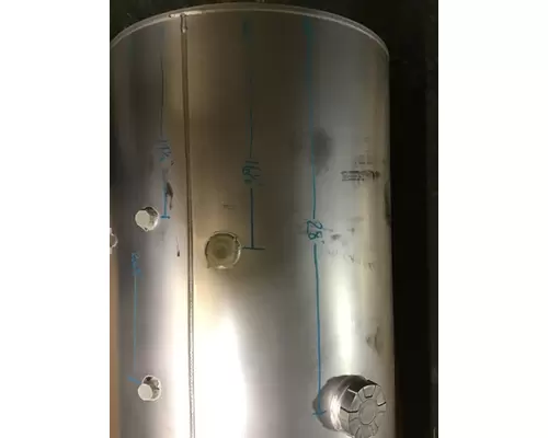 INTERNATIONAL LT Fuel Tank