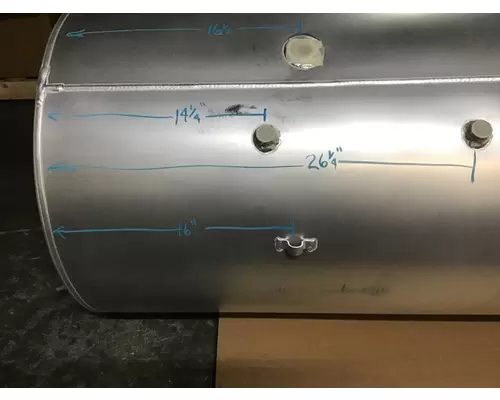 INTERNATIONAL LT Fuel Tank