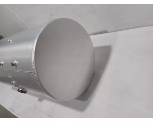 INTERNATIONAL LT Fuel Tank