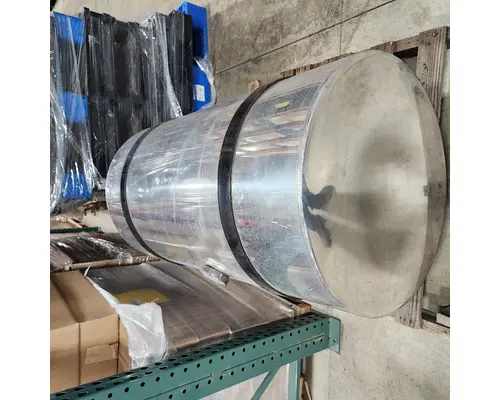 INTERNATIONAL LT Fuel Tank