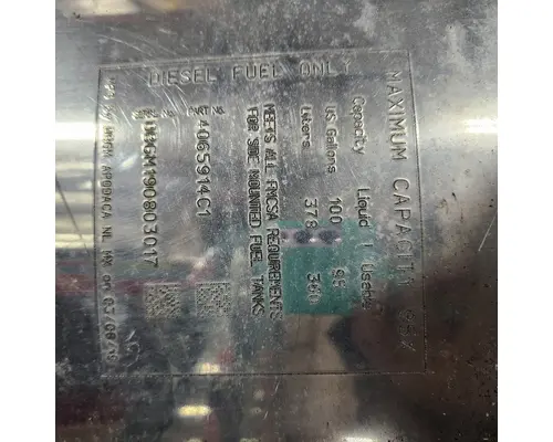 INTERNATIONAL LT Fuel Tank