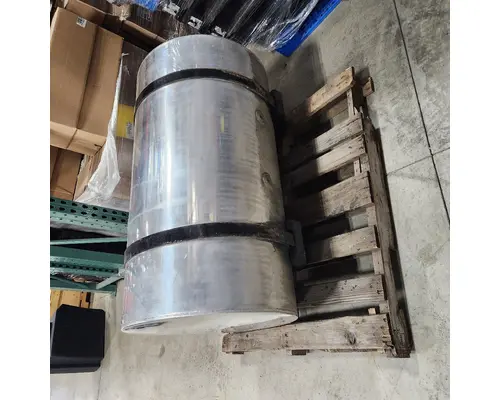 INTERNATIONAL LT Fuel Tank