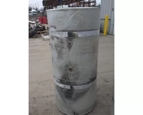 INTERNATIONAL LT Fuel Tank