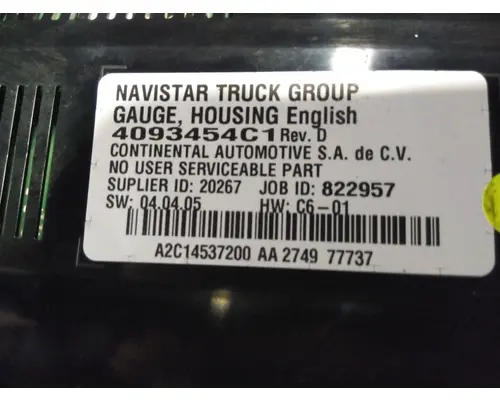 INTERNATIONAL LT GAUGE CLUSTER