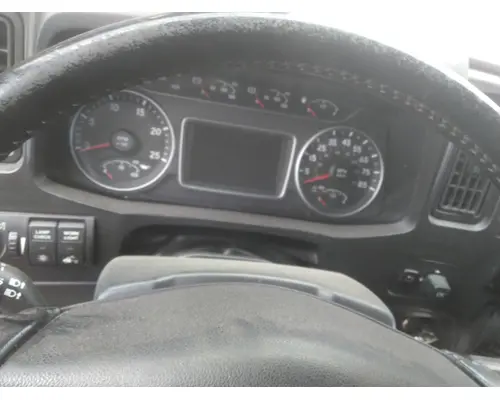INTERNATIONAL LT GAUGE CLUSTER