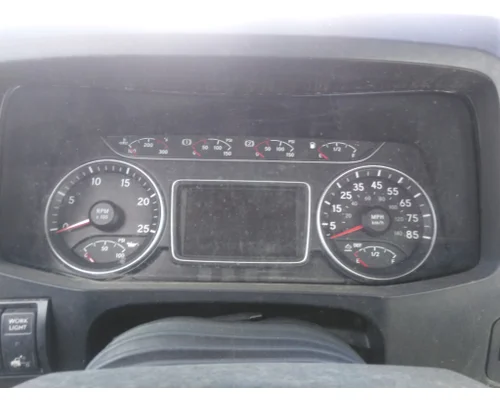 INTERNATIONAL LT GAUGE CLUSTER