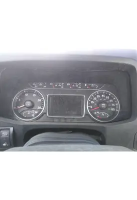 INTERNATIONAL LT GAUGE CLUSTER