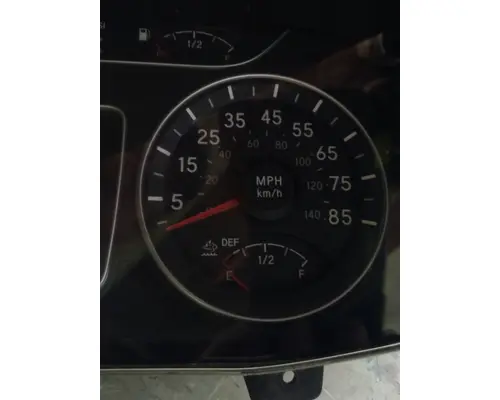 INTERNATIONAL LT GAUGE CLUSTER