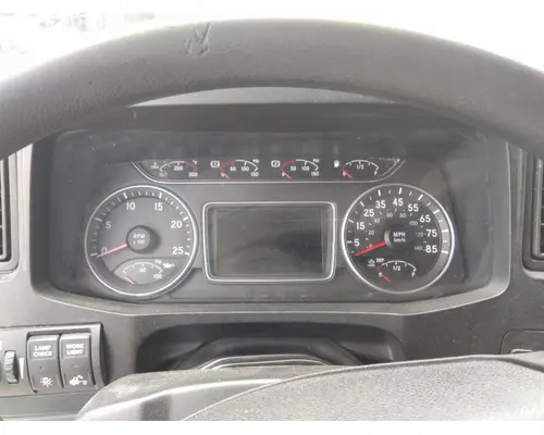 INTERNATIONAL LT GAUGE CLUSTER