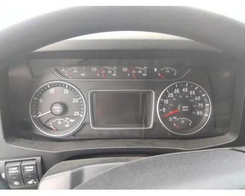 INTERNATIONAL LT GAUGE CLUSTER