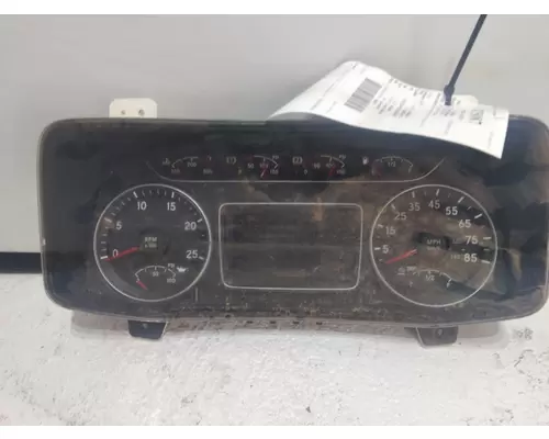 INTERNATIONAL LT GAUGE CLUSTER