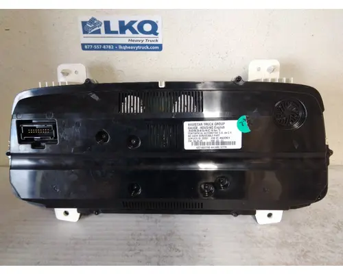 INTERNATIONAL LT GAUGE CLUSTER