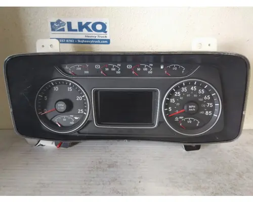 INTERNATIONAL LT GAUGE CLUSTER