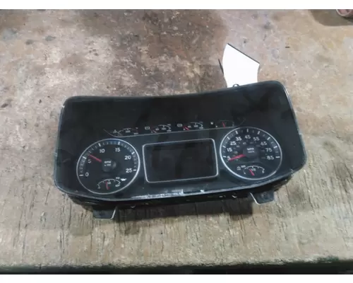 INTERNATIONAL LT GAUGE CLUSTER