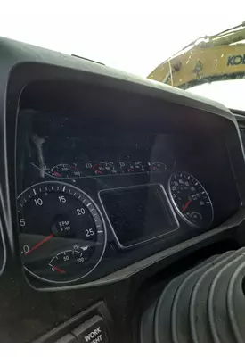 INTERNATIONAL LT GAUGE CLUSTER